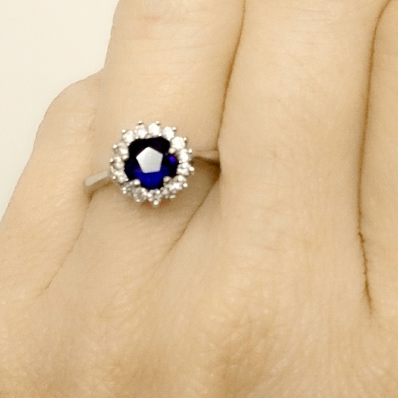 Vintage Signed Sapphire and Diamond Cocktail Ring - Picture 5 of 8